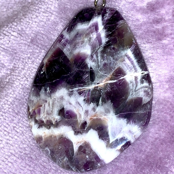 🎁GIFTED!🎁 NIB/NWT Lg Rough Cut Hunk of Amethyst Agate for Necklace - Picture 4 of 17